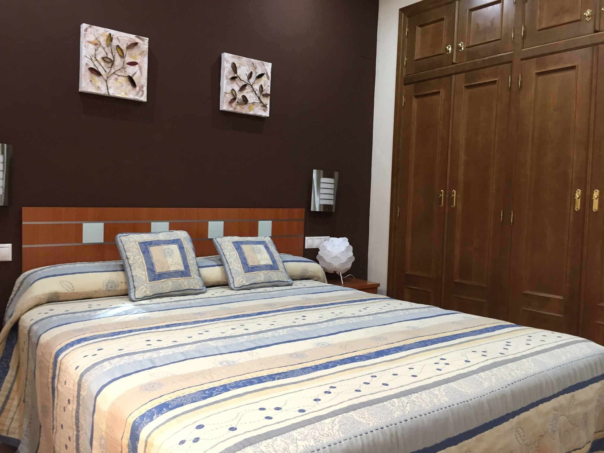 Apartamento Medina Azahara Kordoba Bagian luar foto